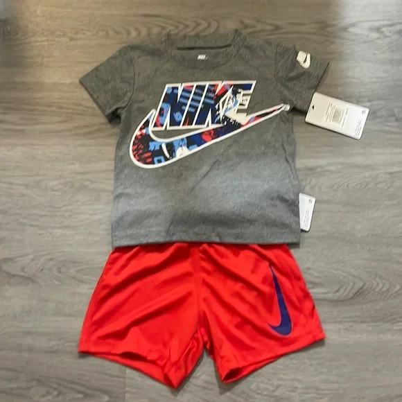 NWT Nike short set - Picture 1 of 5